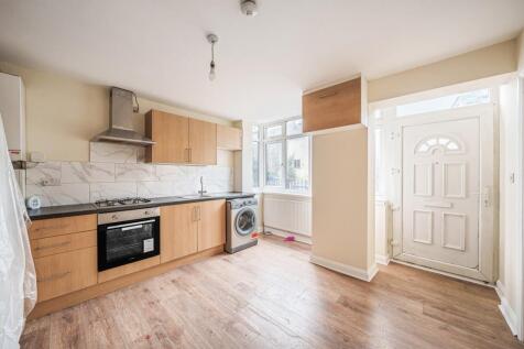 Reception/Kitchen