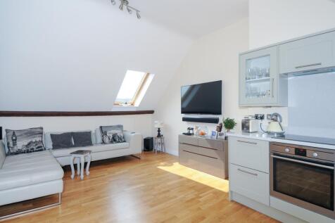 Kitchen and Living