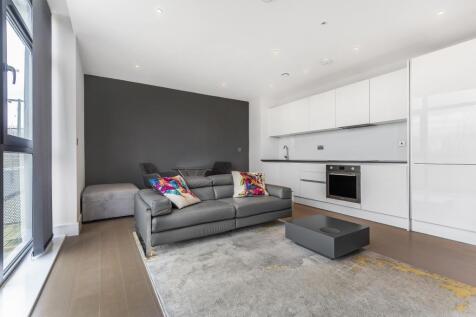 Living Room/Kitchen