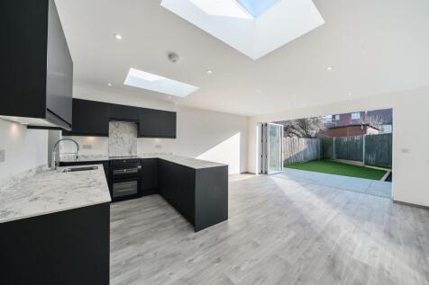 Kitchen/Reception