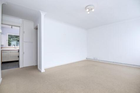 Hall / Reception