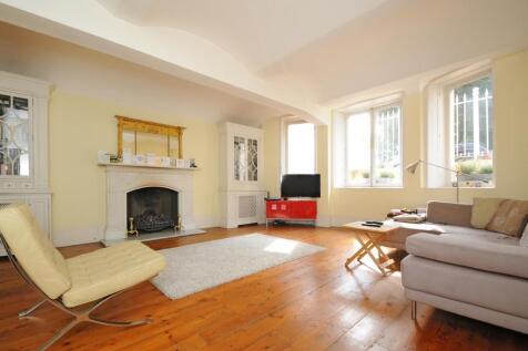 Reception Room (shot 1)