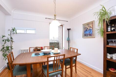 Reception Room (shot 2)