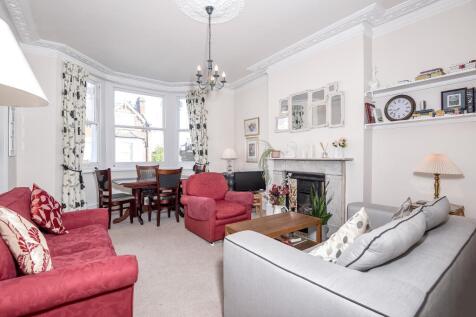 Reception Room (shot 1)