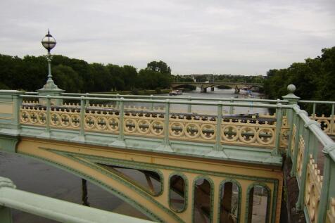 Area Shot: Richmond Lock