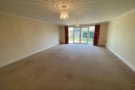 Lounge 2