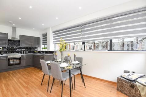 Dining/Kitchen area
