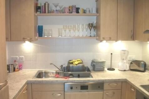 Kitchen: