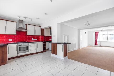 Kitchen/Living Area