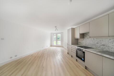 Reception/Kitchen