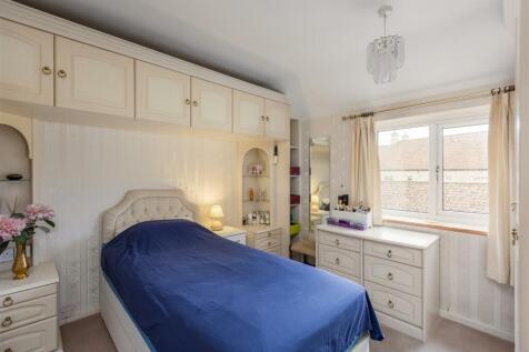 Canons Garth Mews 4 Bedroom 1 Update-1.jpg