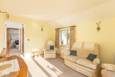 Canons Garth Mews 4 Sitting Room Update-2.jpg