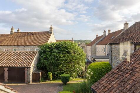 Canons Garth Mews 4 Sitting Room Update-3.jpg