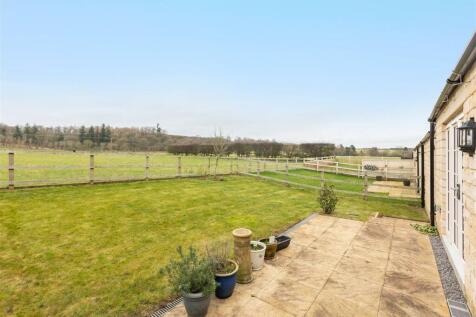 Ashwood Close 40 External Update-1.jpg