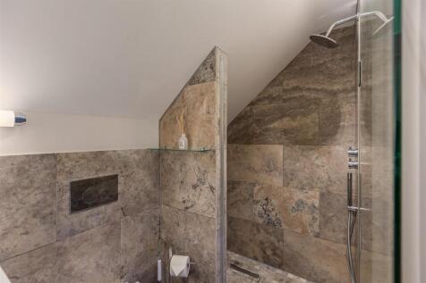 Pinfold Cottage Bedroom 1-6.jpg