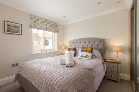 Pinfold Cottage Bedroom 2-1.jpg