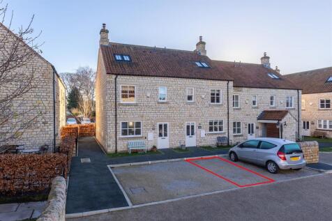 Pinfold Cottage External-1 Parking Space.jpg