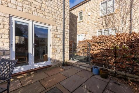 Pinfold Cottage External-10.jpg