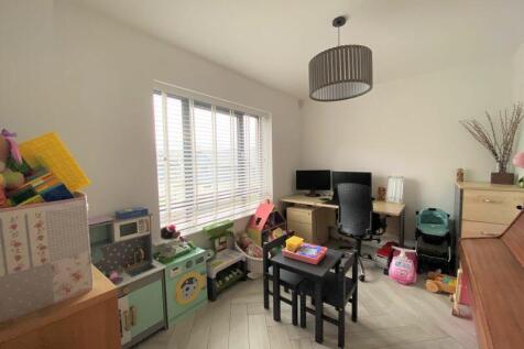 Study/ Playroom