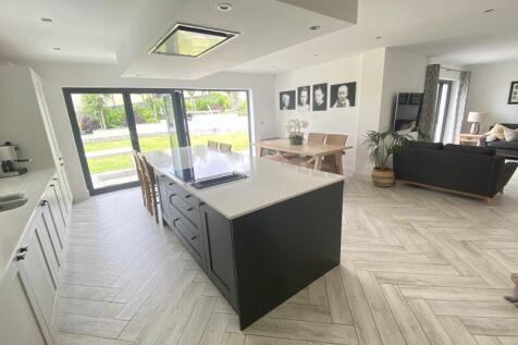 Kitchen Dining Room 