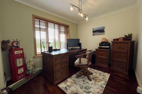 Photo 28