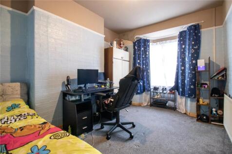 Lounge/Bedroom 4