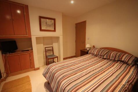Double Bedroom 2