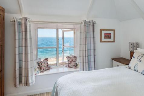 Sea Breeze Bedroom_Torcross