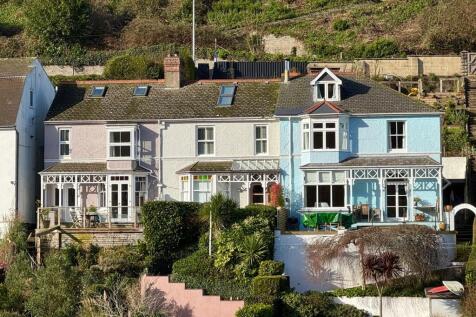 Flag Cottage, Dartmouth, External