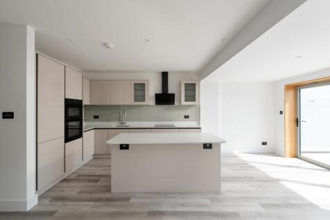 Horizons, Marine Parade, Paignton, Kitchen