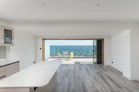Horizons, Marine Parade, Paignton, Kitchen