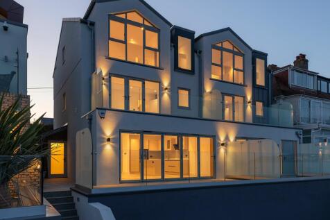 Horizons, Marine Parade, Paignton Front Elevation Twilight
