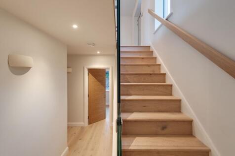 Moonraker-Ground Floor Hall