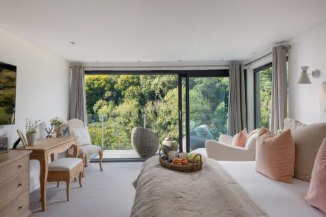 Jonswood_Bedroom 1