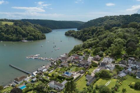 Yew Tree Cottage, Dittisham Drone