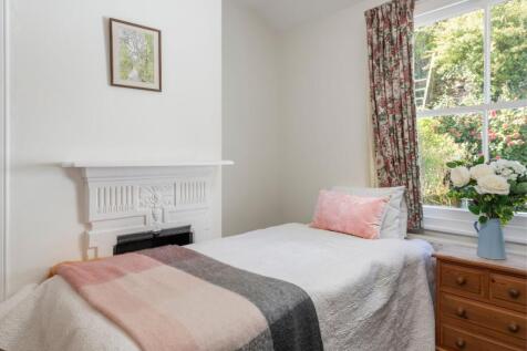Highland Cottage, 88 Above Town Dartmouth - Bedroom 2