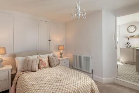 The Old Bakery, Clarence St, Dartmouth, Bedroom 2