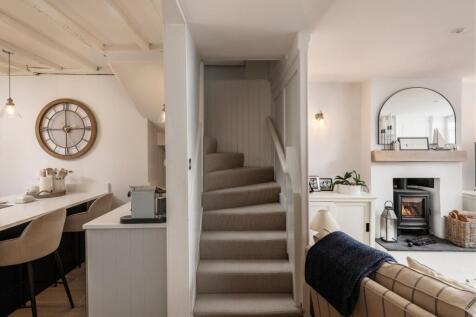 The Old Bakery, 2 Clarence St, Dartmouth - Ground Floor