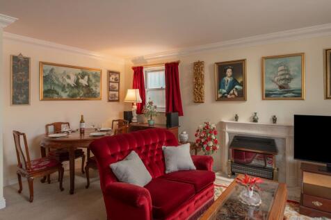 Living / Dining Room_2 Marina View, Kingswear