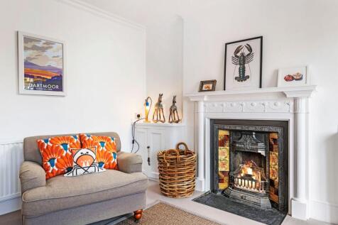 Drawing Room_Bay House, 29 South Ford Road, Dartmouth