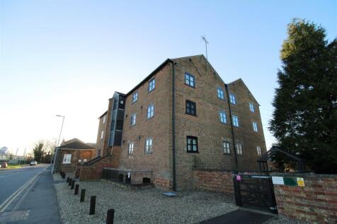 2nd Floor Flat