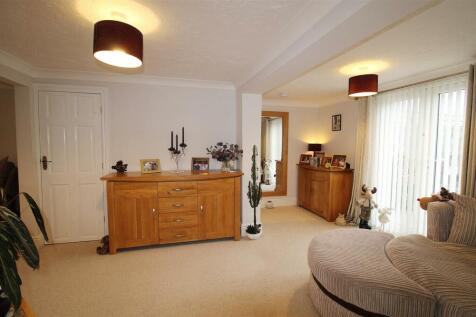 Living / Dining Room