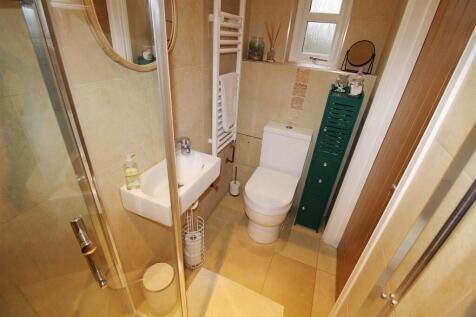 Shower Room 2