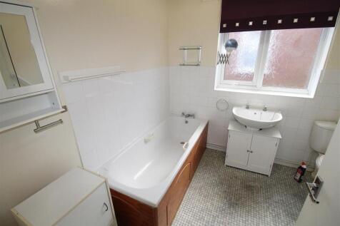 Bath and Shower Room