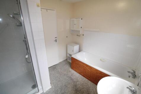 Bath and Shower Room