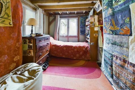 annex bedroom