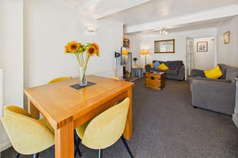 Sitting/Dining Room
