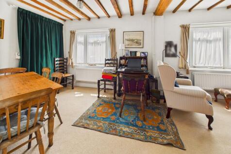 Sitting/Dining Room