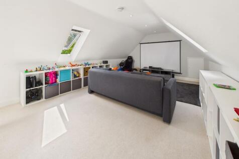 Cinema room/Bedroom 6