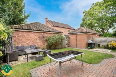 patio / gardens